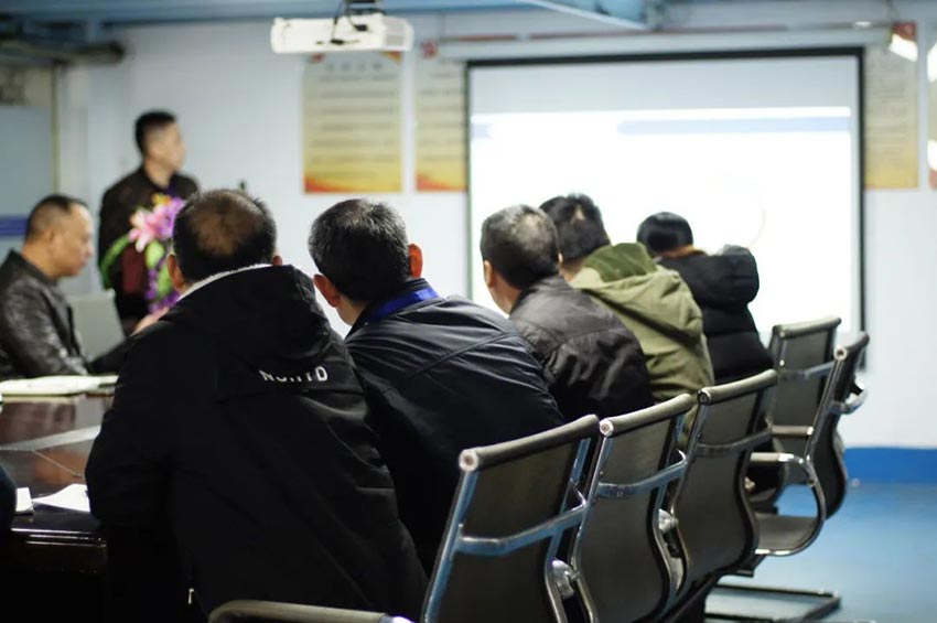 萬達(dá)業(yè)研發(fā)、生產(chǎn)2020年度工作總結(jié)暨2021年度工作計(jì)劃專題會(huì)議